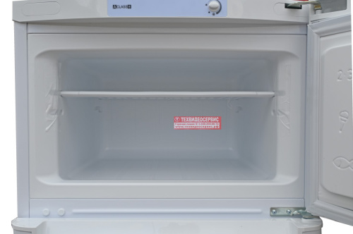 Холодильник Indesit TIA 16 фото 4